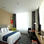 Holiday Inn Express Luoyang City Center By IHG
