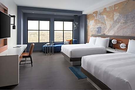 Deluxe Queen Room with Two Queen Beds - Hearing Accessible