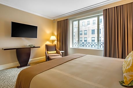 Manhattan Suite - 1 King Bed