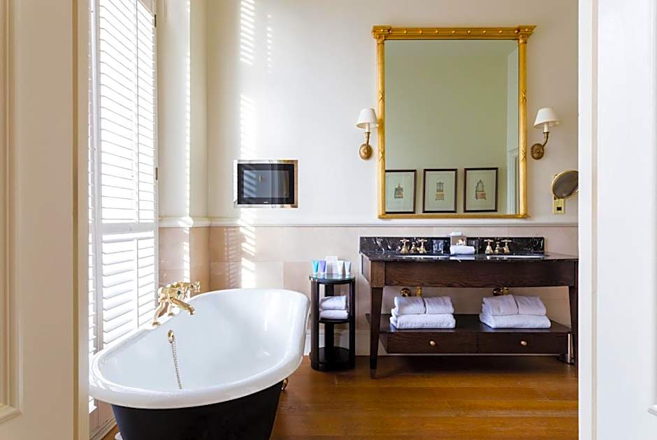 The Kensington Hotel