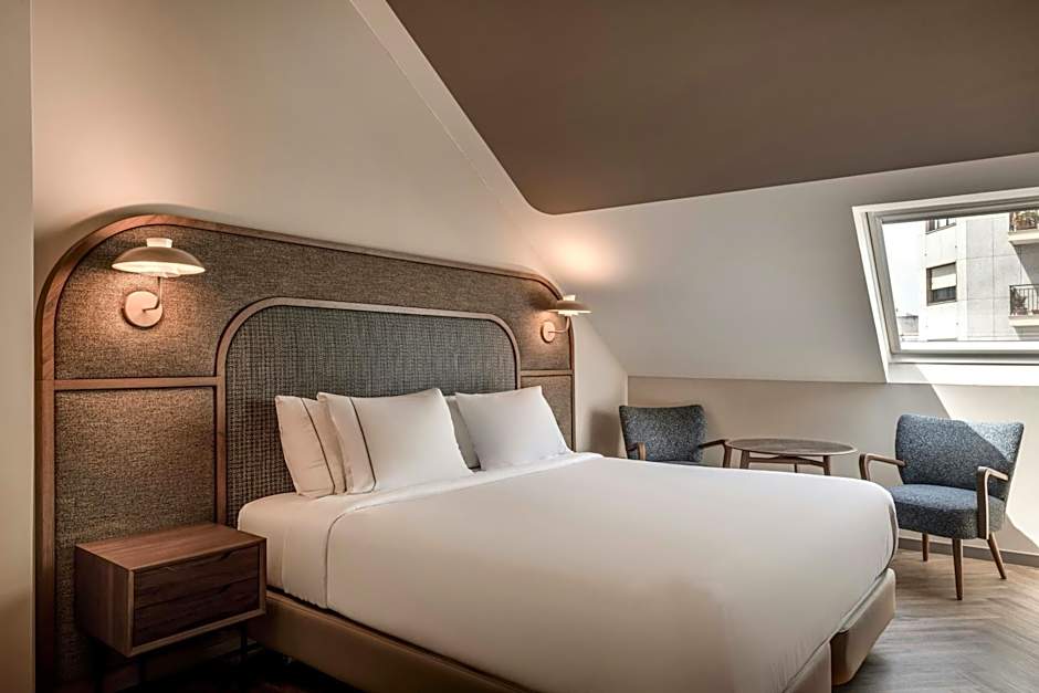 AC Hotel Palacio Universal
