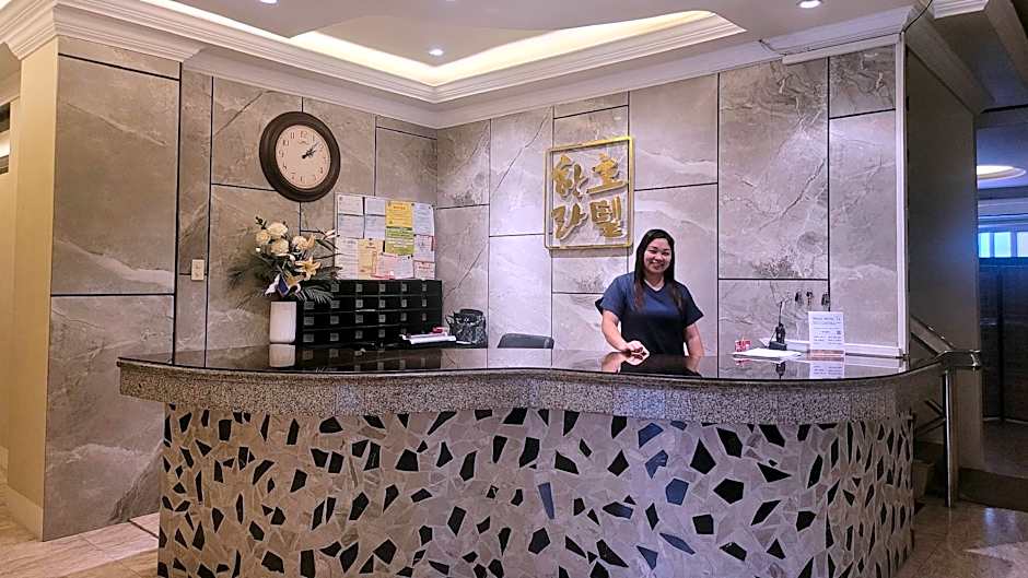 Halla hotel