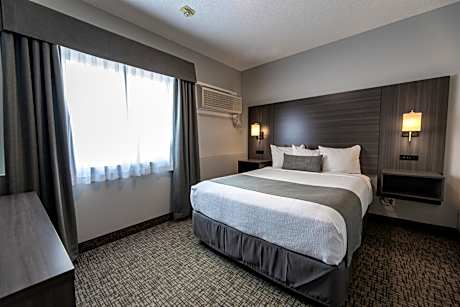 Family Room with Interior Access