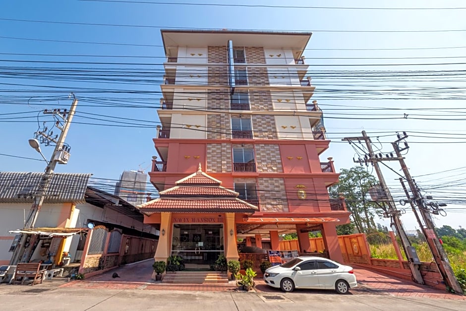 RedDoorz Navin Mansion 3 Pattaya