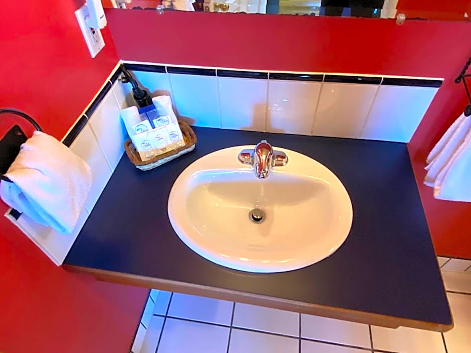 The Inn at Tough City