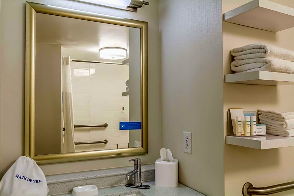 Hampton Inn By Hilton Jackson-Pearl-International Airport