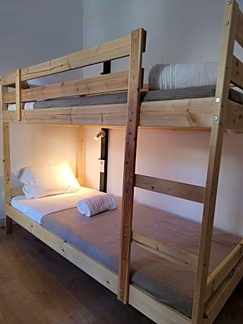 Bed in 4-Bed Mixed Dormitory Room