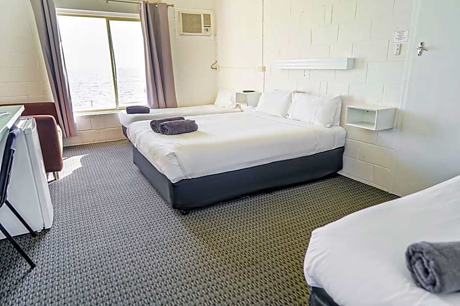 Meningie Waterfront Motel