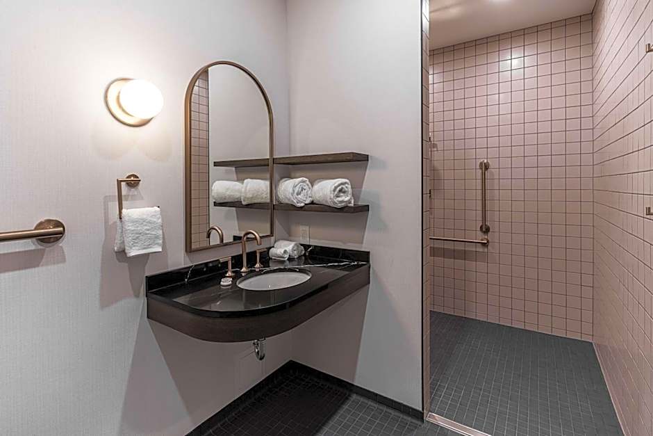 The Westley Calgary Downtown, Tapestry Collection by Hilton