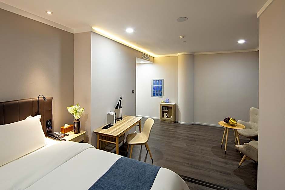 Hanting Premium Hotel Guilin Zhengyang Pedestrian Street