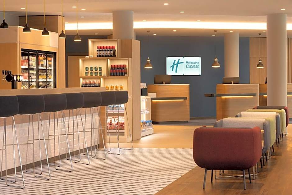 Holiday Inn Express Brussels Airport By IHG