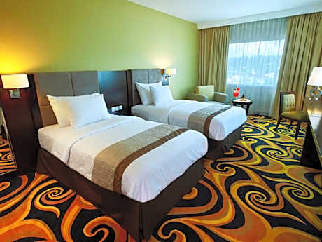 Grand Deluxe Twin Room