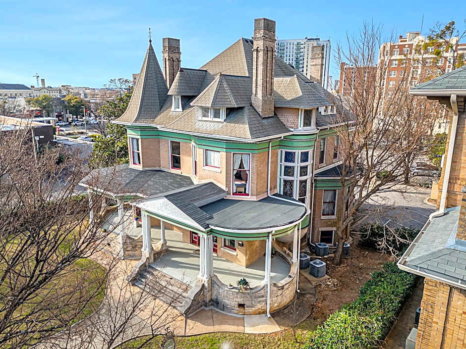 Hassinger Daniels Guest House