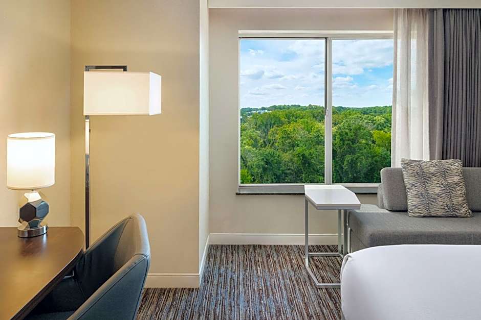 DoubleTree By Hilton Hotel Greensboro