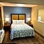 HomeTowne Studios & Suites by Red Roof Greensboro