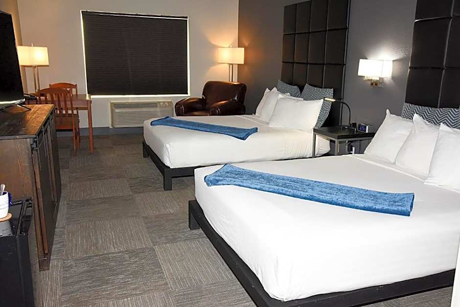 Photo 1 of 8 of Standard 1 Queen Bed