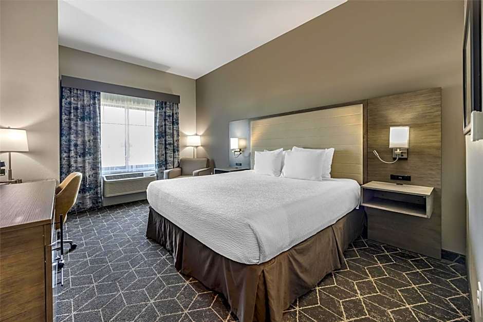 Best Western Plus Lawrenceburg