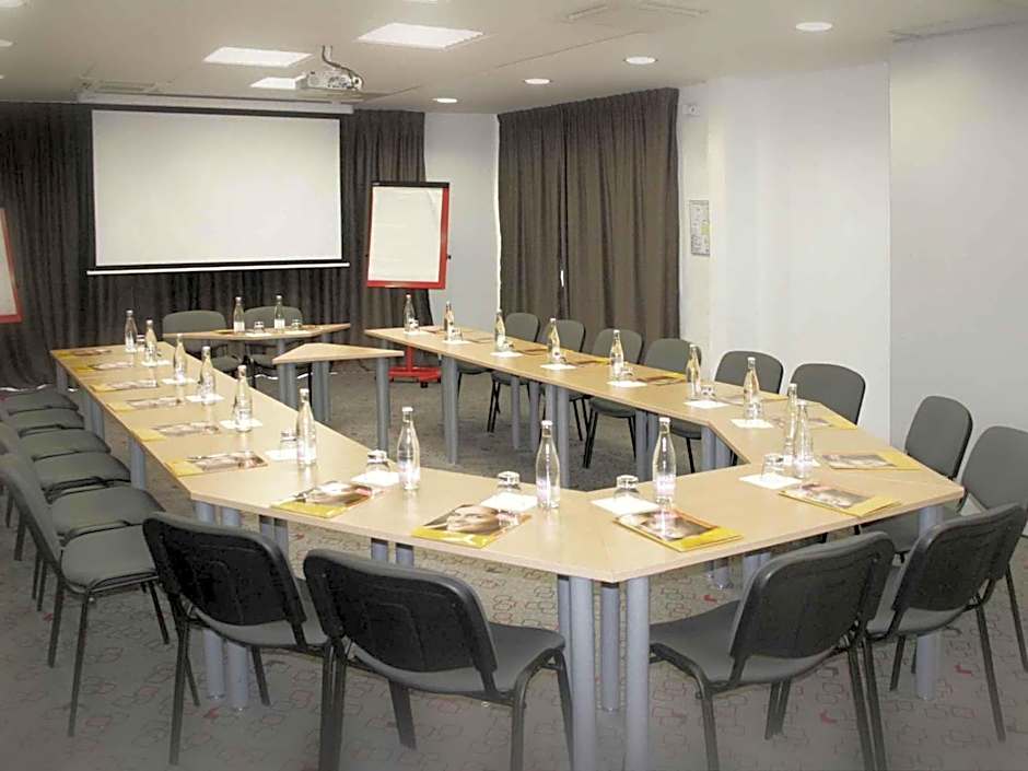 ibis Istres Trigance