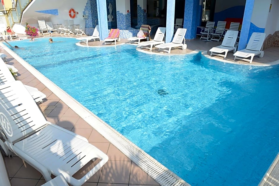 Hotel Embassy
