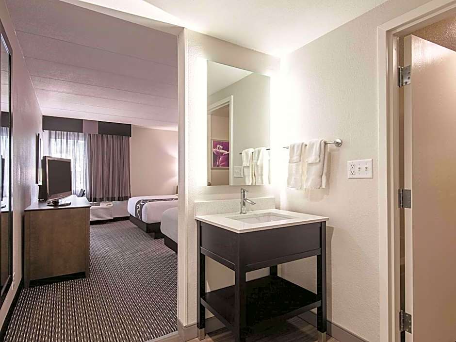 La Quinta Inn & Suites by Wyndham Portland DT/Maine Med