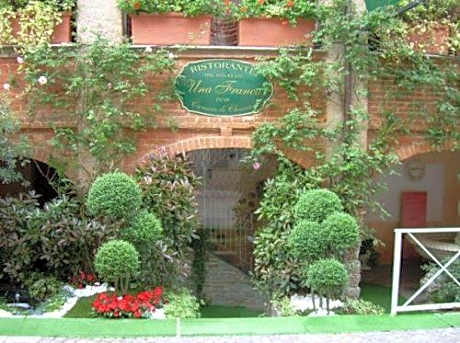 Una Franca Camere Di Charme