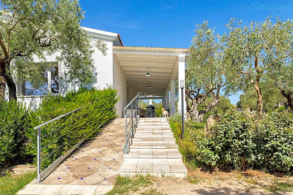 Villa Celeste Countryside Deluxe near the beaches of Sardinia