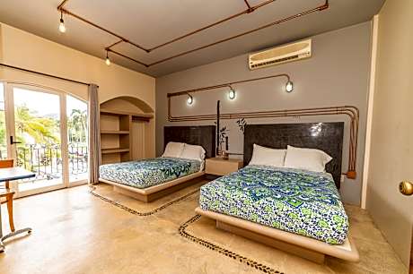 Deluxe Queen Room with Two Queen Beds