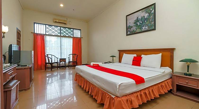 RedDoorz near Transmart Pangkal Pinang