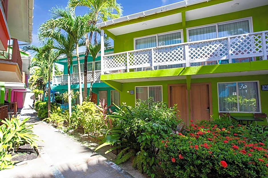 Hotel Cocoplum Beach