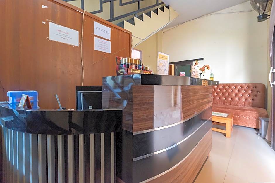 RedDoorz near Mall Boemi Kedaton 2 Lampung