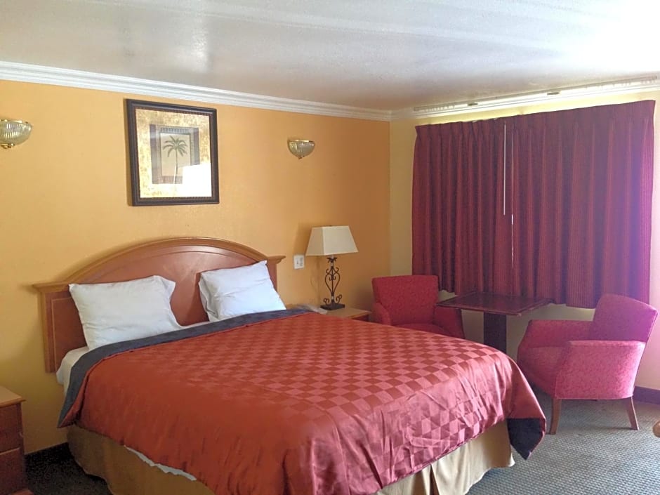 Downtown Motel 7