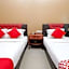 Swing & Pillows - Ayuni Hotel, Bangi Selangor