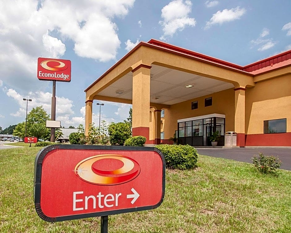 Econo Lodge Inn & Suites Northport