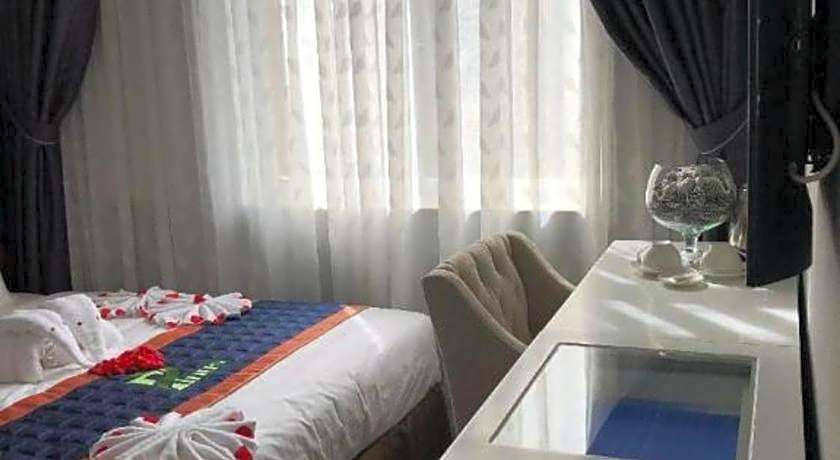 Pinus Hotel
