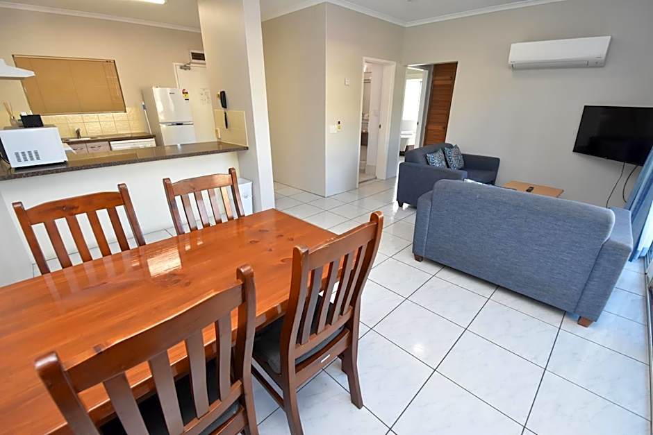 Tradewinds McLeod Holiday Apartments