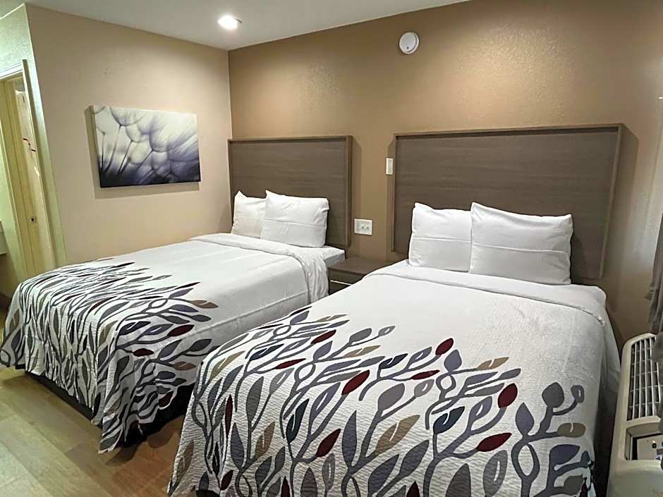 Red Roof Inn Haltom City