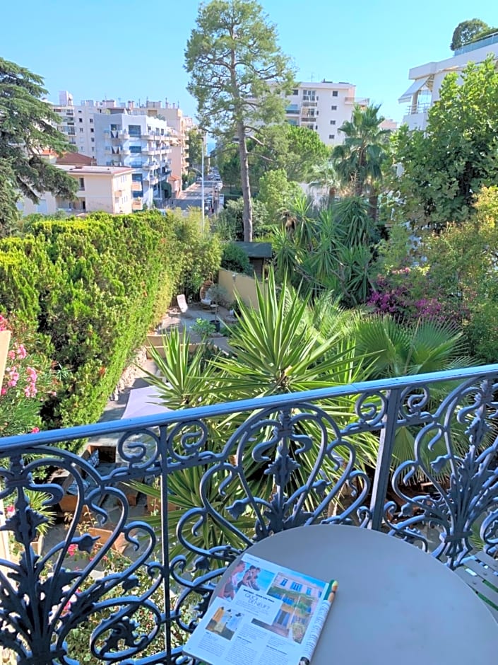 Hotel Alexandra - Boutique Hotel