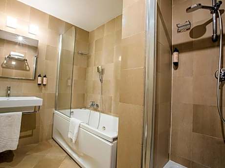 Junior Suite with Two Spaces and Terrace