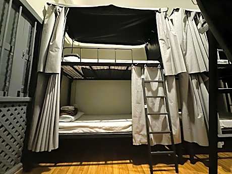 Mixed Dormitory Room with Shared Shower and Toilet