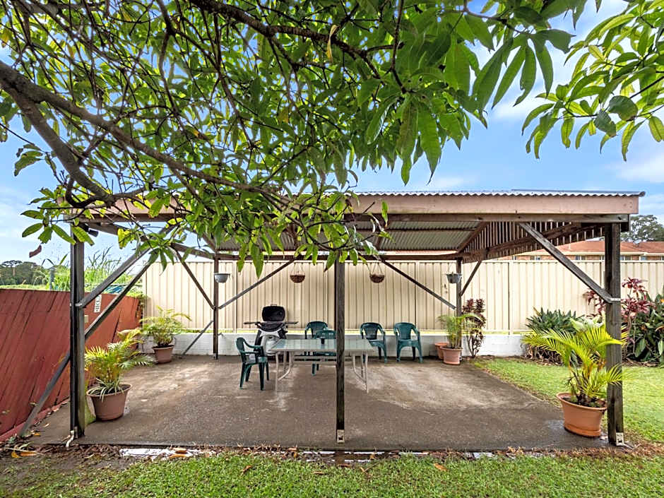 Kennedy Drive Boutique Motel - Close To City Centre & Airport