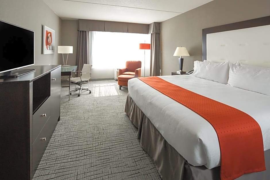 Holiday Inn Hotel & Suites Davenport, an IHG Hotel