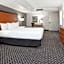 La Quinta Inn & Suites by Wyndham Denver  Golden