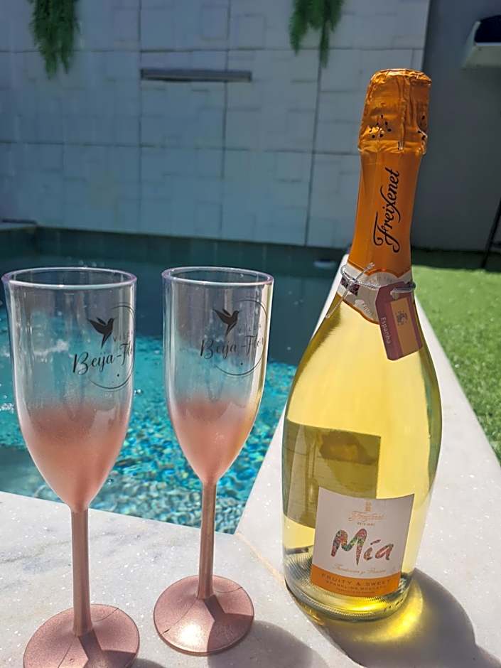 Villa Beija-Flor2: Suíte alexa e piscina privativa