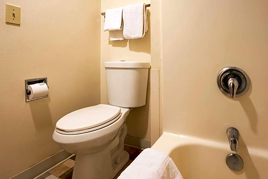 OYO Hotel Redwood Falls near Jackpot Casino