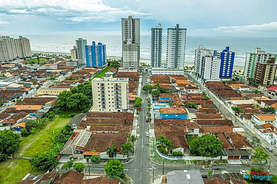 Refúgio Tranquilo no Maracanã com Churrasqueira e Conforto - ED01I