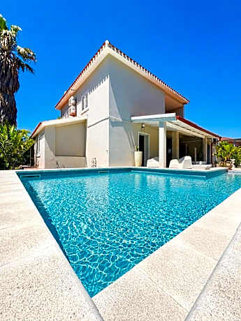 La Costa Rooms