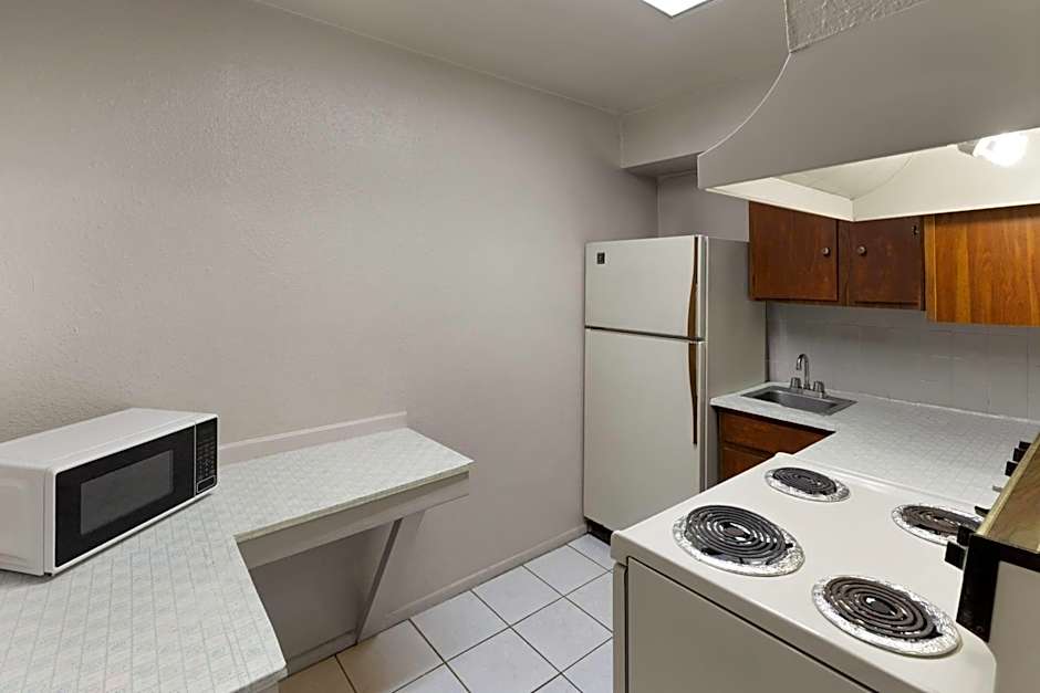 Travelodge by Wyndham New Braunfels