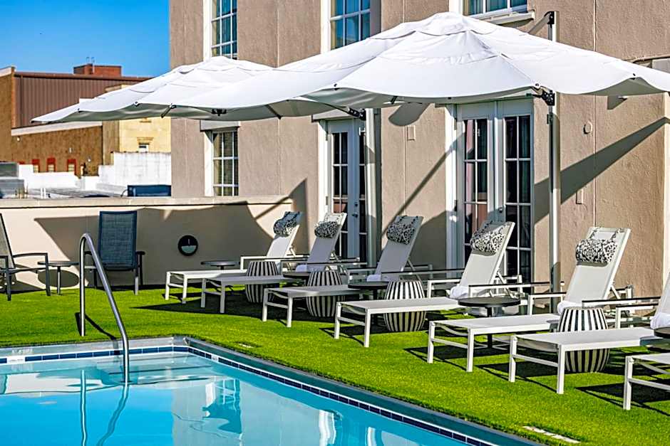 The Lindy Renaissance Charleston Hotel