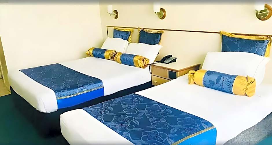 Acacia Court Hotel