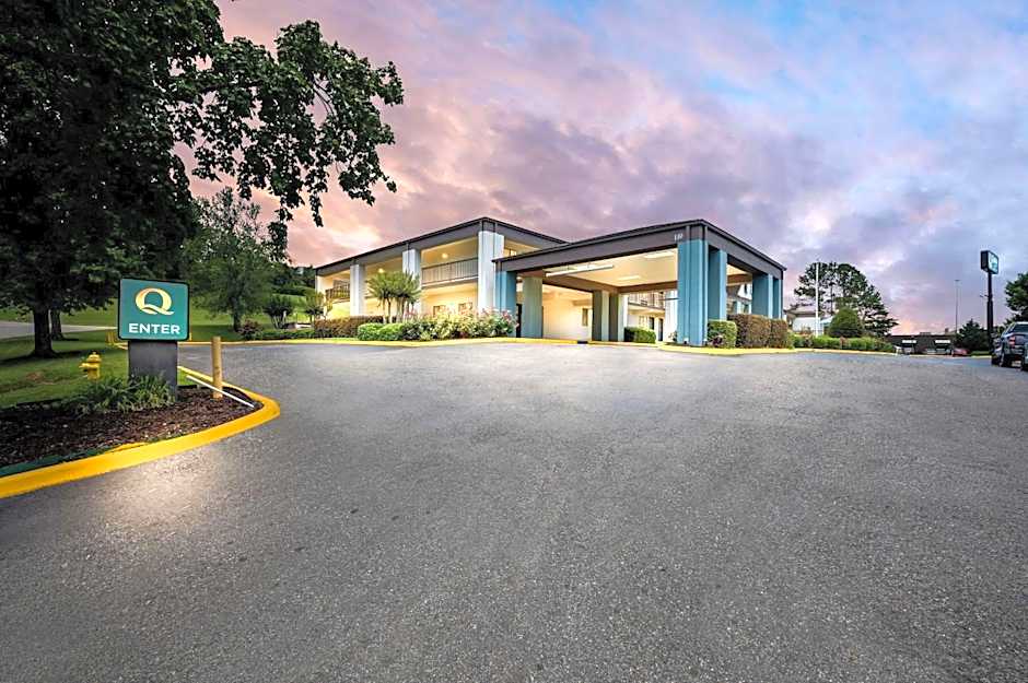 Quality Inn Pelham I-65 exit 246